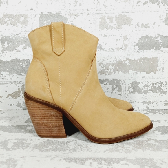NEW Lucky Brand Loxona Tan Leather Block Heel Ankle Boots A978 - Picture 4 of 12